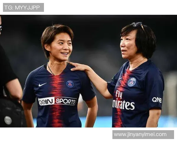 李敏专访：追忆足球生涯的辉煌与挑战