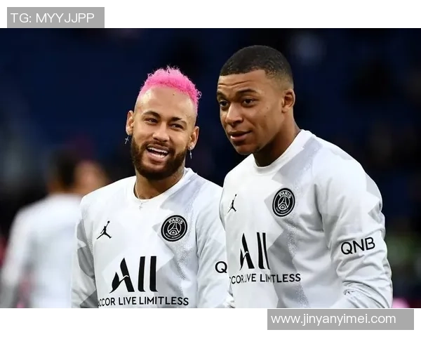 深圳足球队荣登足球意识排行榜第三名引发热议