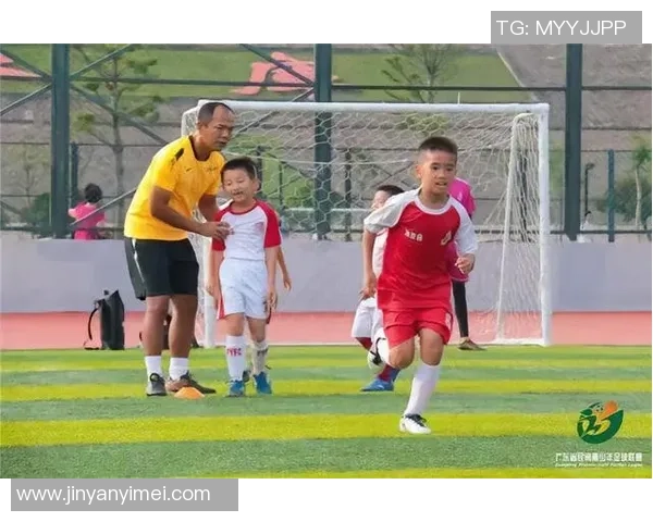 利兹足球文化的传承与发展探索之路