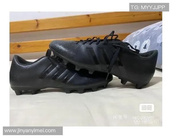 懂球帝足球鞋评测与推荐助你提升球场表现与舒适度