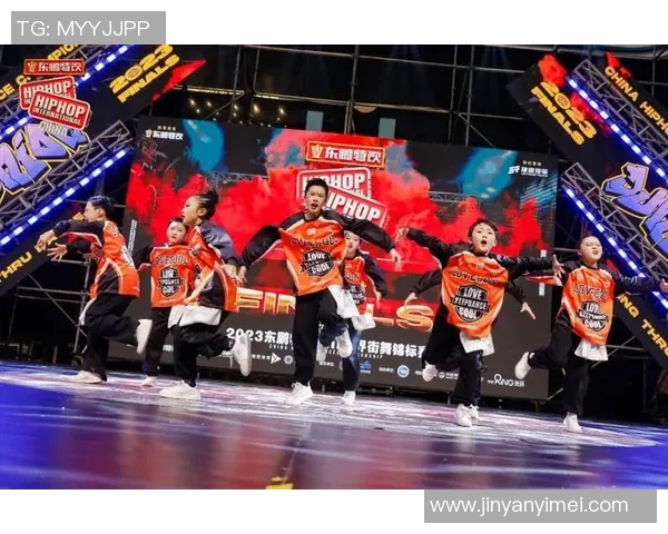 武汉街舞队在世界攀岩锦标赛中的成长历程与奋斗精神揭秘